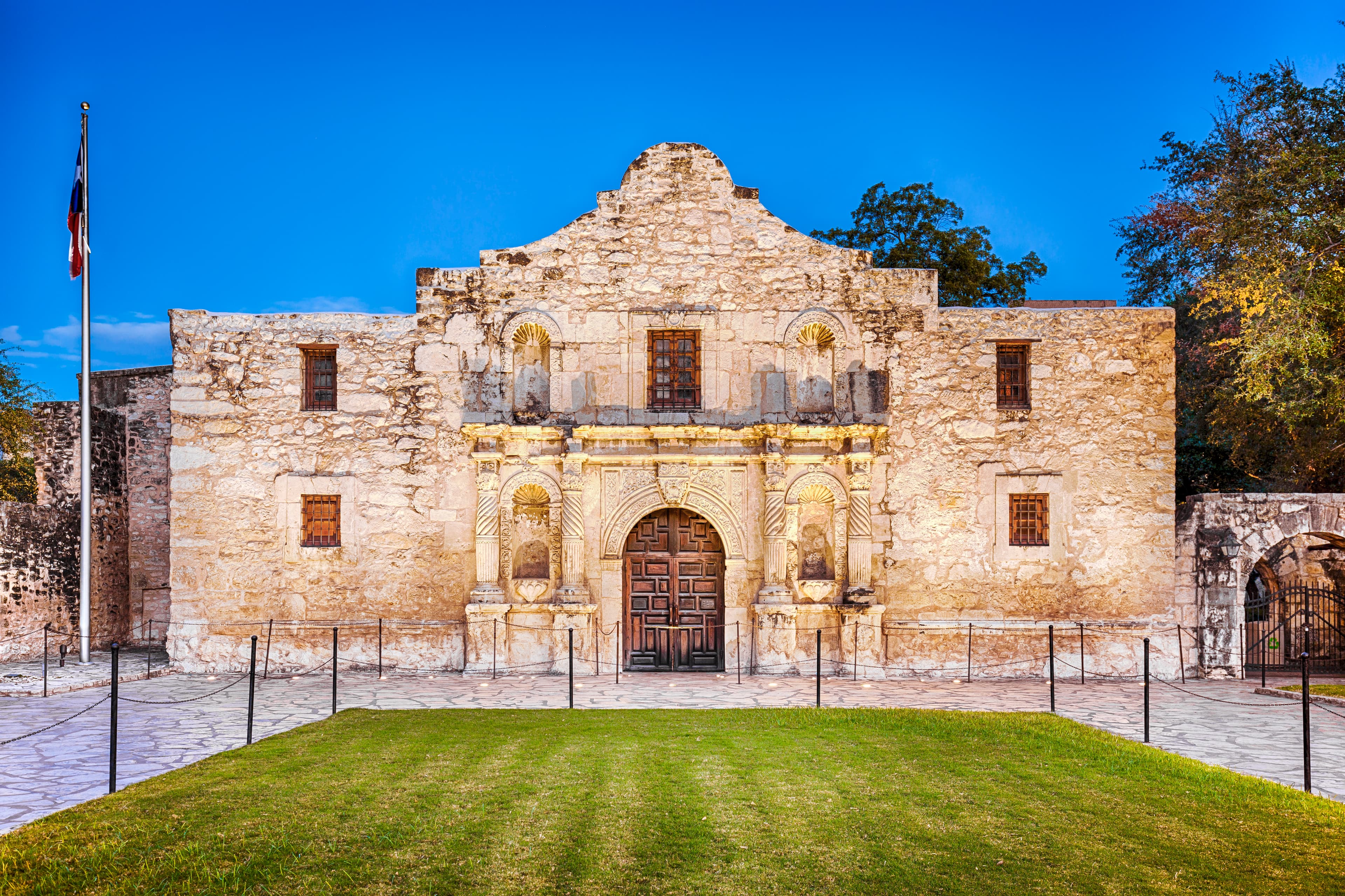 The Alamo in San Antonio lit at dusk